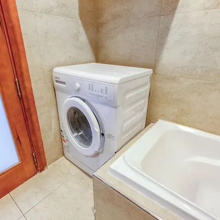3br With Terrace Steps From The Sea