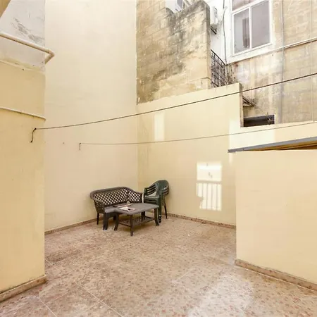 3br With Terrace Steps From The Sea